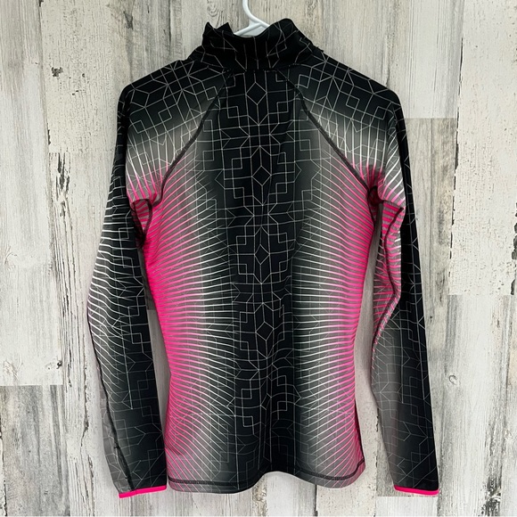Nike Pro Thermal Black/Pink 1/2 Zip Running Pullover Size Medium - Picture 6 of 6